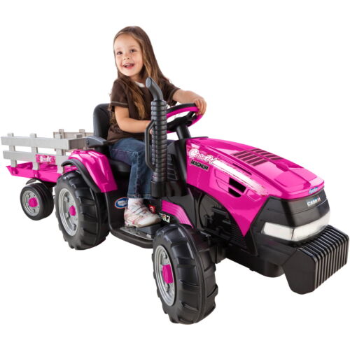 Case IH Magnum Tractor with Trailer 12V Powered Ride-On
