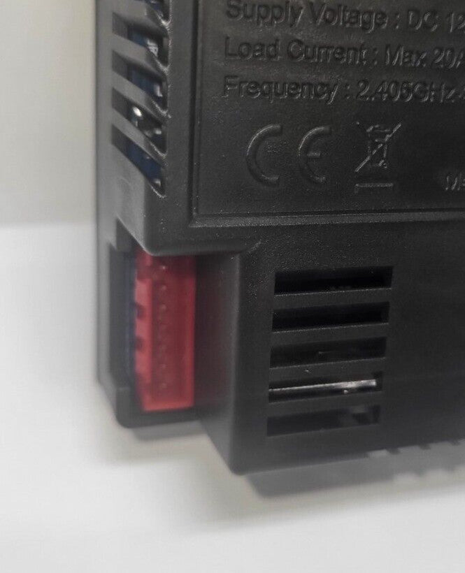 12V JR RX 2.4GHz 7-Pin Red Socket Receiver Plug Magic Cars 2