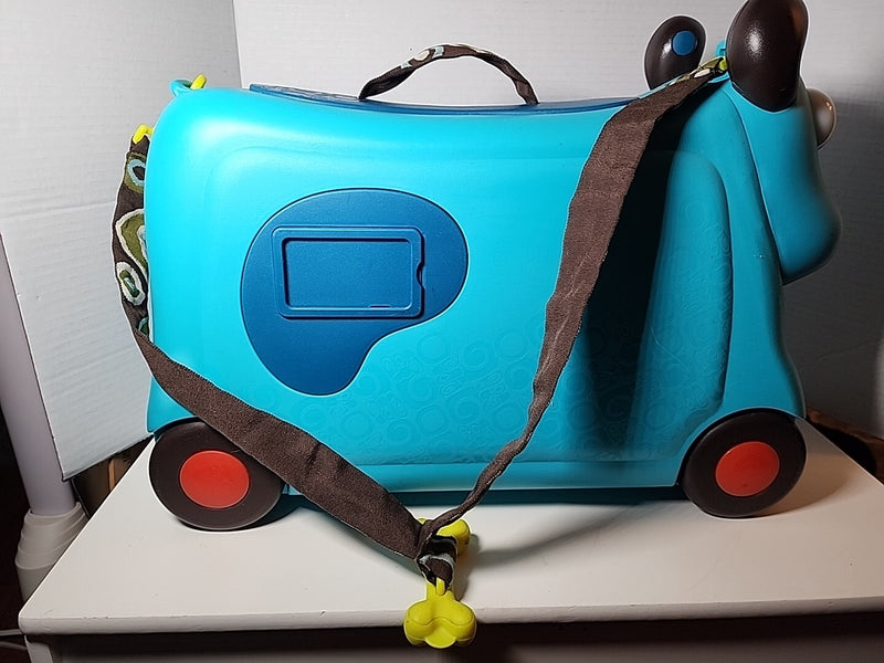 Woofer On The Gogo Ride-On Toy with Carry-On Storage for Toddlers Magic Cars 4
