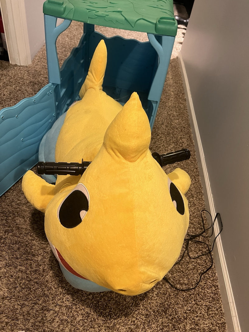 6V Soft Deluxe Baby Shark Ride-On Toy for Kids in Yellow and Blue Magic Cars 4