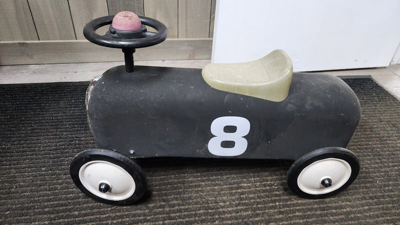 Kids Black Ride-On Car for Ages 1 to 3 Years Magic Cars 0