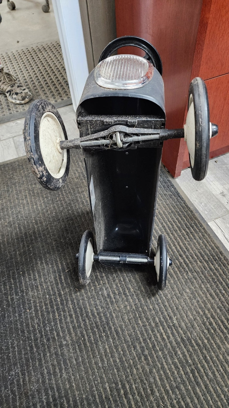 Kids Black Ride-On Car for Ages 1 to 3 Years Magic Cars 5