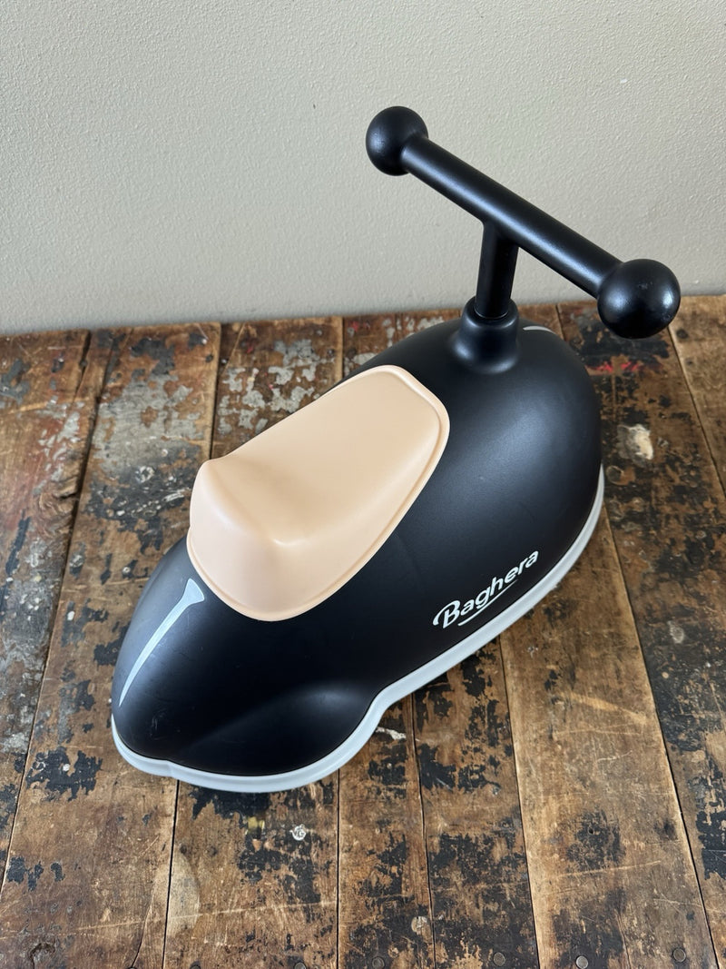 Baghera Twister Toddler Ride-On Car Indoor and Outdoor Ages 1-3 Magic Cars 8