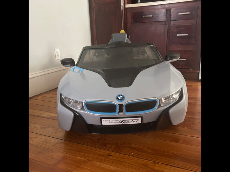 Battery-Powered Ride-On Car for Kids with Easy Controls Magic Cars 1