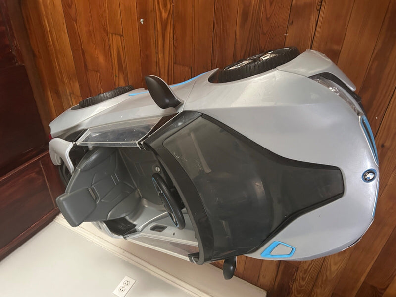 Battery-Powered Ride-On Car for Kids with Easy Controls Magic Cars 3