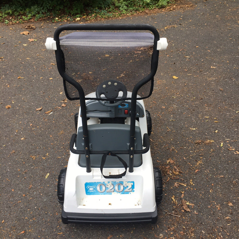 6V Battery-Powered Electric Ride-On Golf Cart Toy for Kids – Parts Only Magic Cars 3