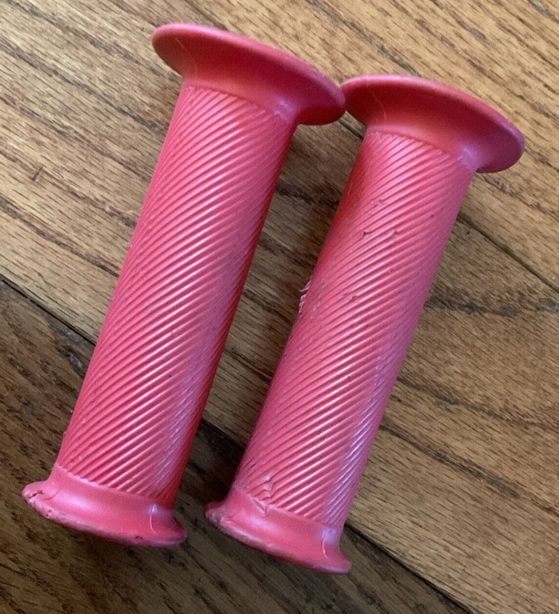 12V Kids Ride-On 4-Wheel ATV Red Grips Replacement Parts Set of 2 Magic Cars Variant 0