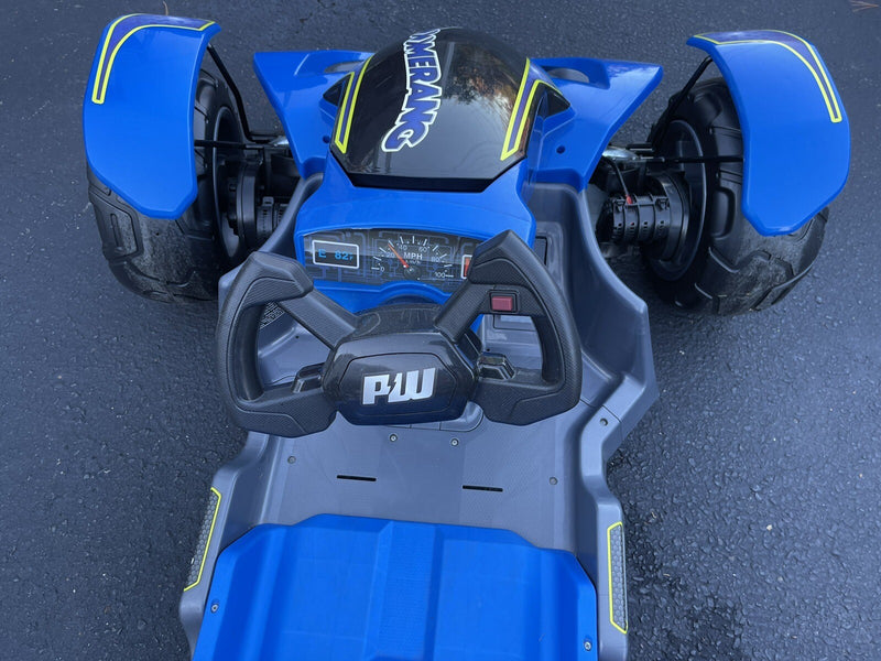 Blue Power Boomerang with Wheels in Excellent Condition Magic Cars 3