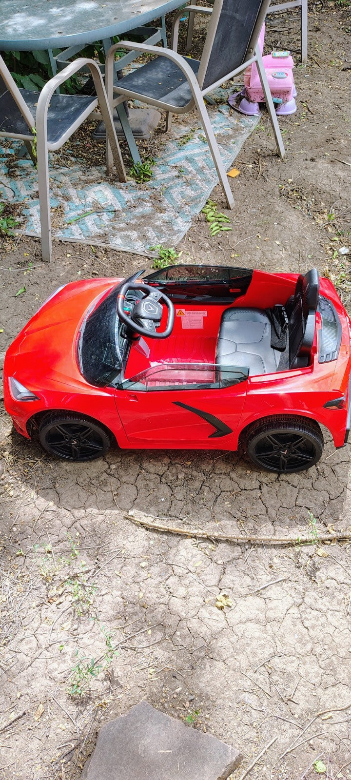 1966 Corvette Stingray Electric Ride-On Car for Kids Magic Cars 2