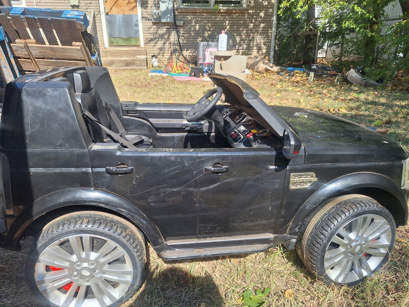 24V 2-Seater Licensed Land Rover Kids Ride-On Car with 4WD and Remote Control Magic Cars 5