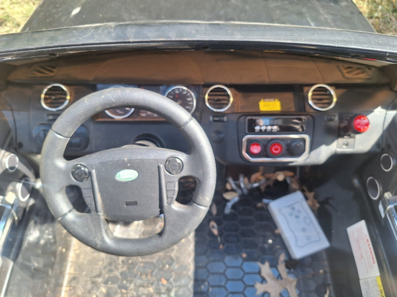 24V 2-Seater Licensed Land Rover Kids Ride-On Car with 4WD and Remote Control Magic Cars 7