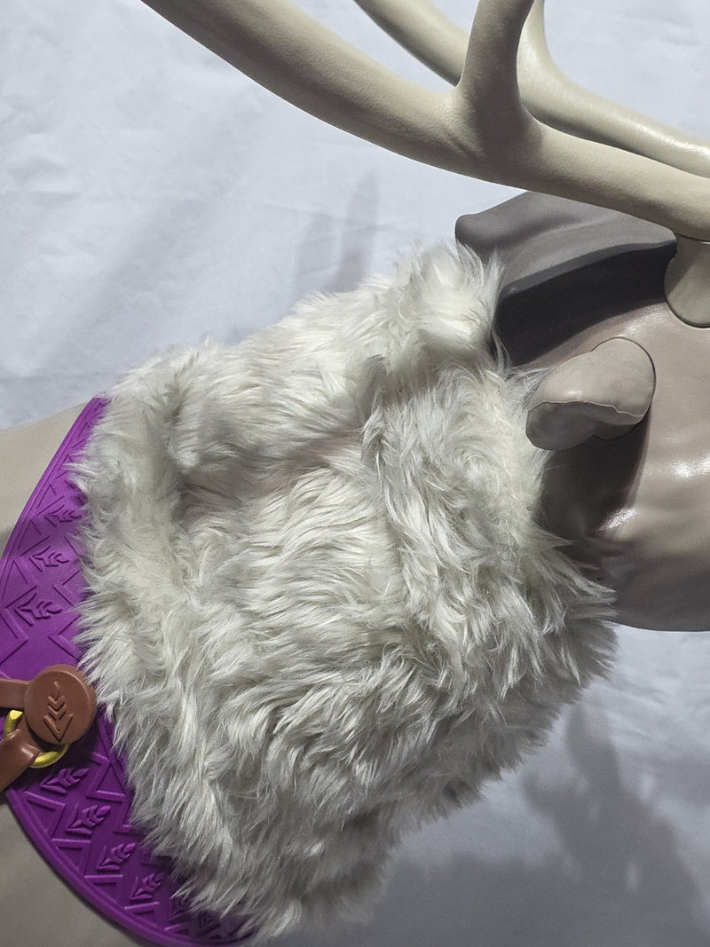 Frozen 2 Ride-On Sven Reindeer Toy with Sound Effects and Carrot Accessory Magic Cars 11