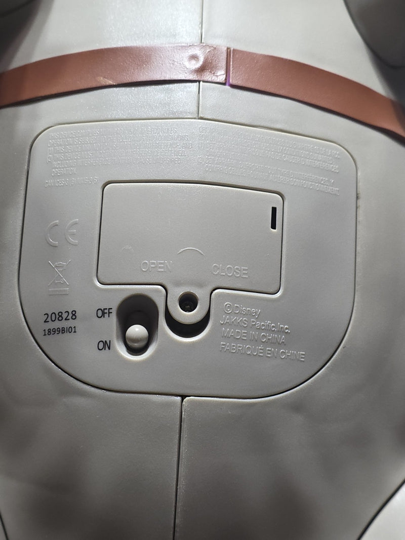 Frozen 2 Ride-On Sven Reindeer Toy with Sound Effects and Carrot Accessory Magic Cars 13