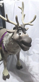Frozen 2 Ride-On Sven Reindeer Toy with Sound Effects and Carrot Accessory Magic Cars 5