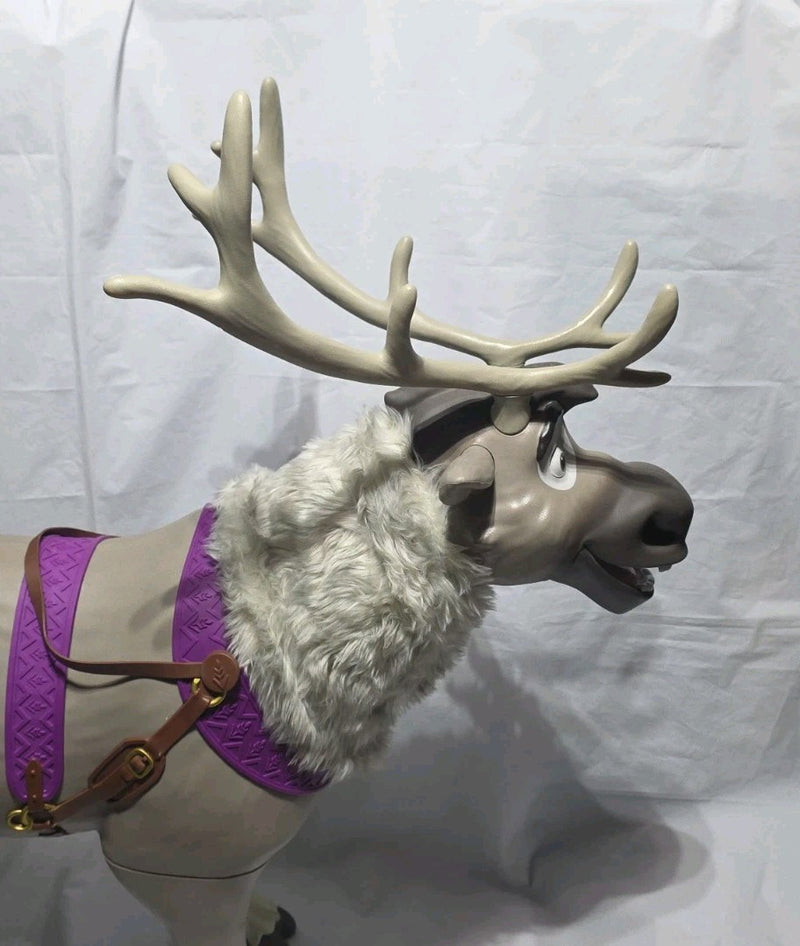 Frozen 2 Ride-On Sven Reindeer Toy with Sound Effects and Carrot Accessory Magic Cars 8