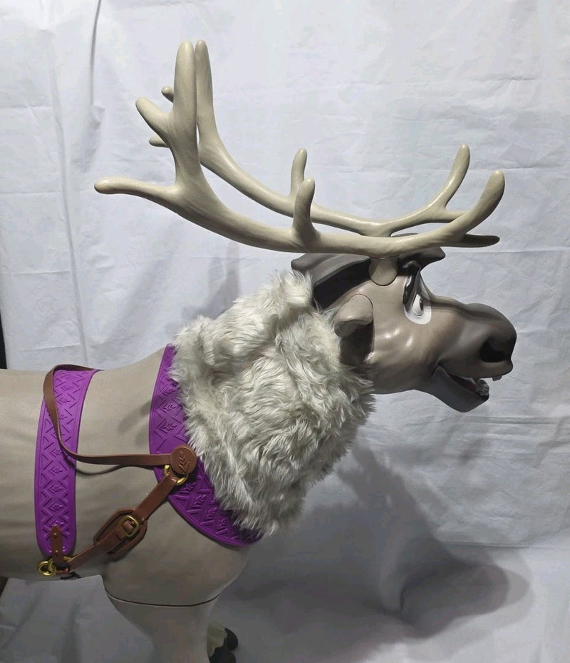 Frozen 2 Ride-On Sven Reindeer Toy with Sound Effects and Carrot Accessory Magic Cars 9
