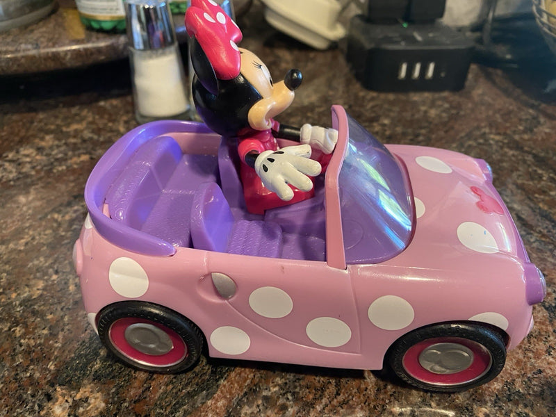 Junior Minnie Mouse Polka Dots Remote Control Roadster Car with Batteries Magic Cars 1