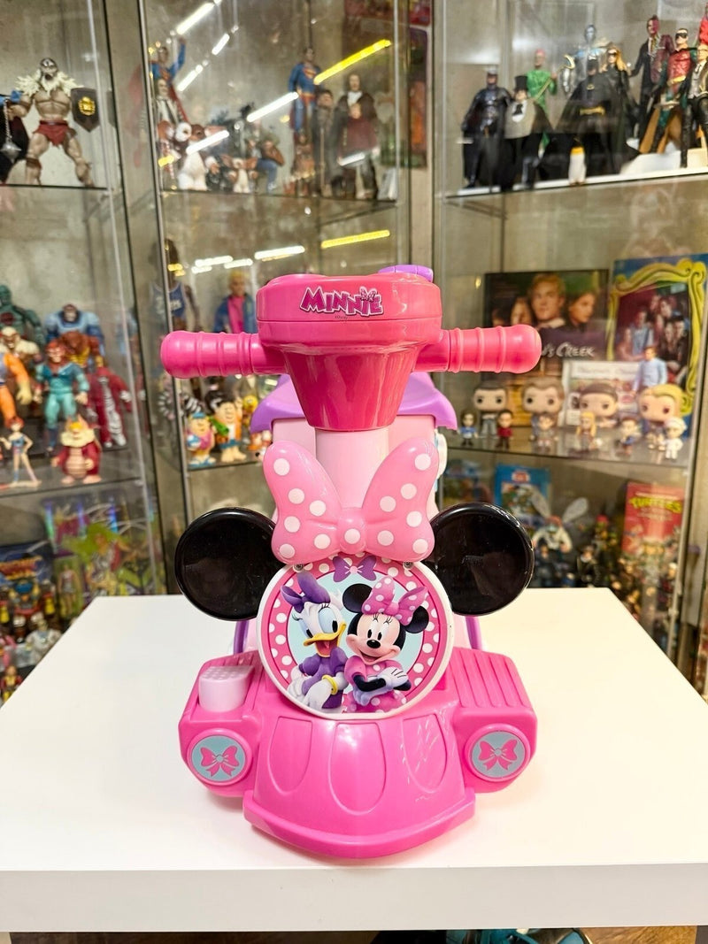 Junior Minnie Mouse Train Set with Tracks and 6-Volt Battery Magic Cars 1