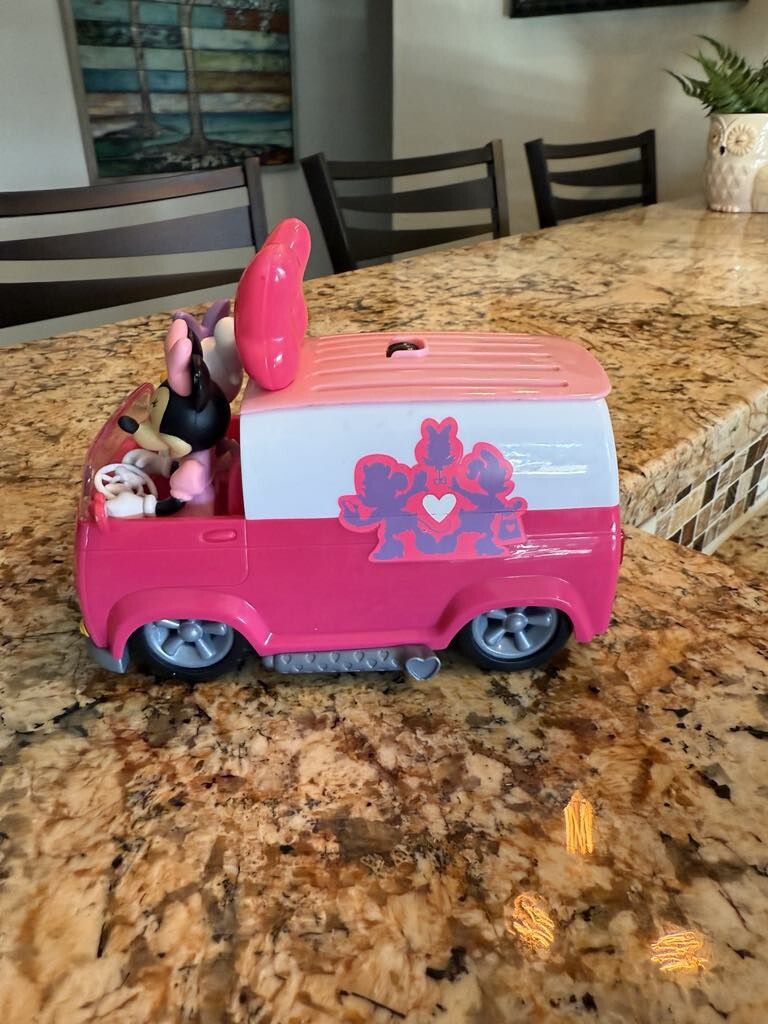 Minnie Mouse Happy Helpers Van Toy without Remote Control Magic Cars 2