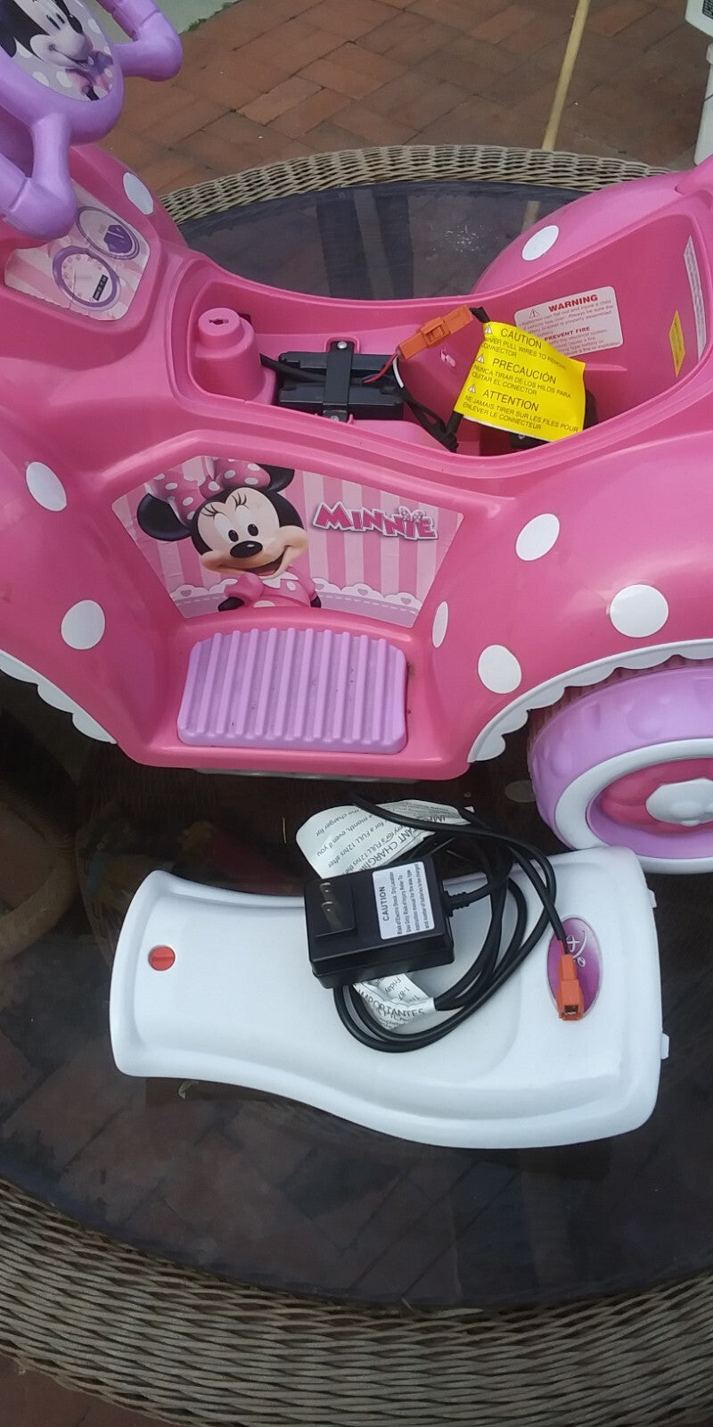 Minnie Mouse Ride-On Toy for Kids Magic Cars 4