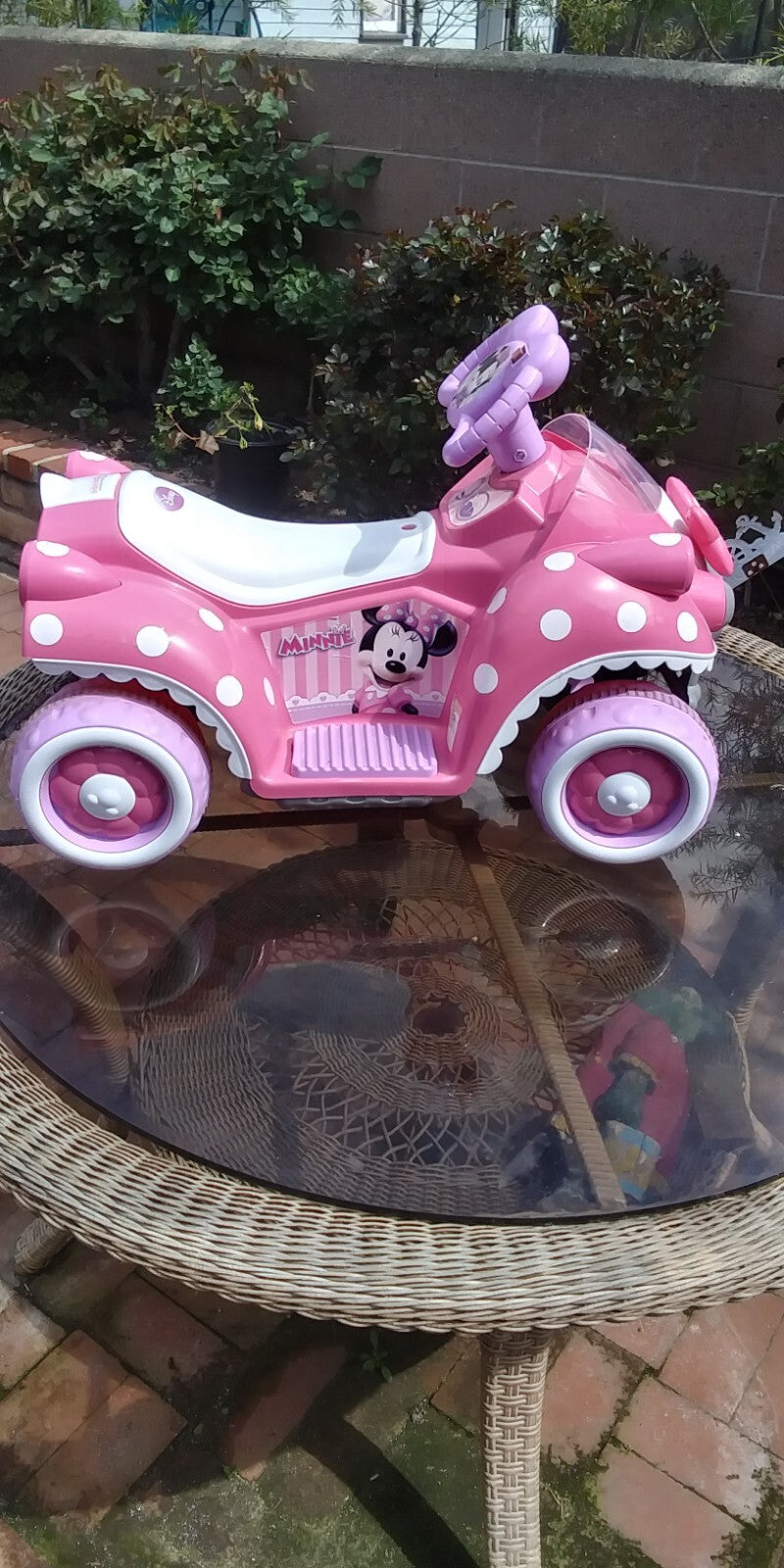 Minnie Mouse Ride-On Toy for Kids Magic Cars Variant 0
