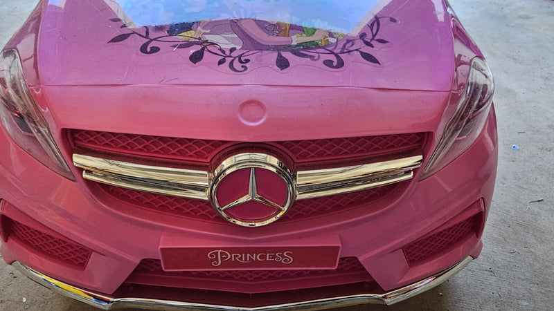 Princess-themed Mercedes-Benz Toy Car Inspired by Disney Characters Magic Cars 1