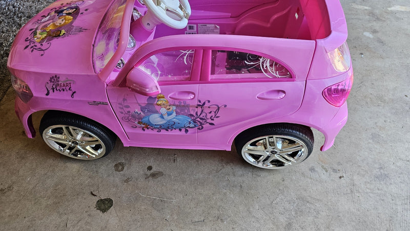 Princess-themed Mercedes-Benz Toy Car Inspired by Disney Characters Magic Cars 3
