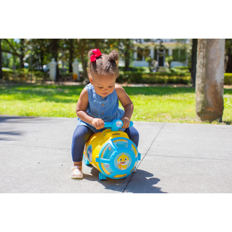 Baby Shark Ride-On Submarine Toy for Kids Ages 1.5 to 3 Years Magic Cars 7