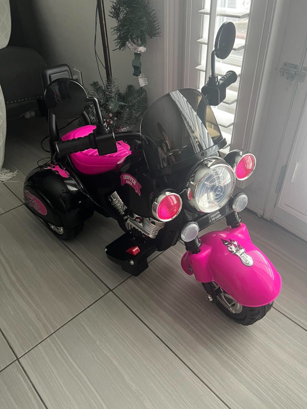 Pink Ride Roll Rr500 Electric Pink Ride-On Battery-Powered Kids Motorcycle Chopper