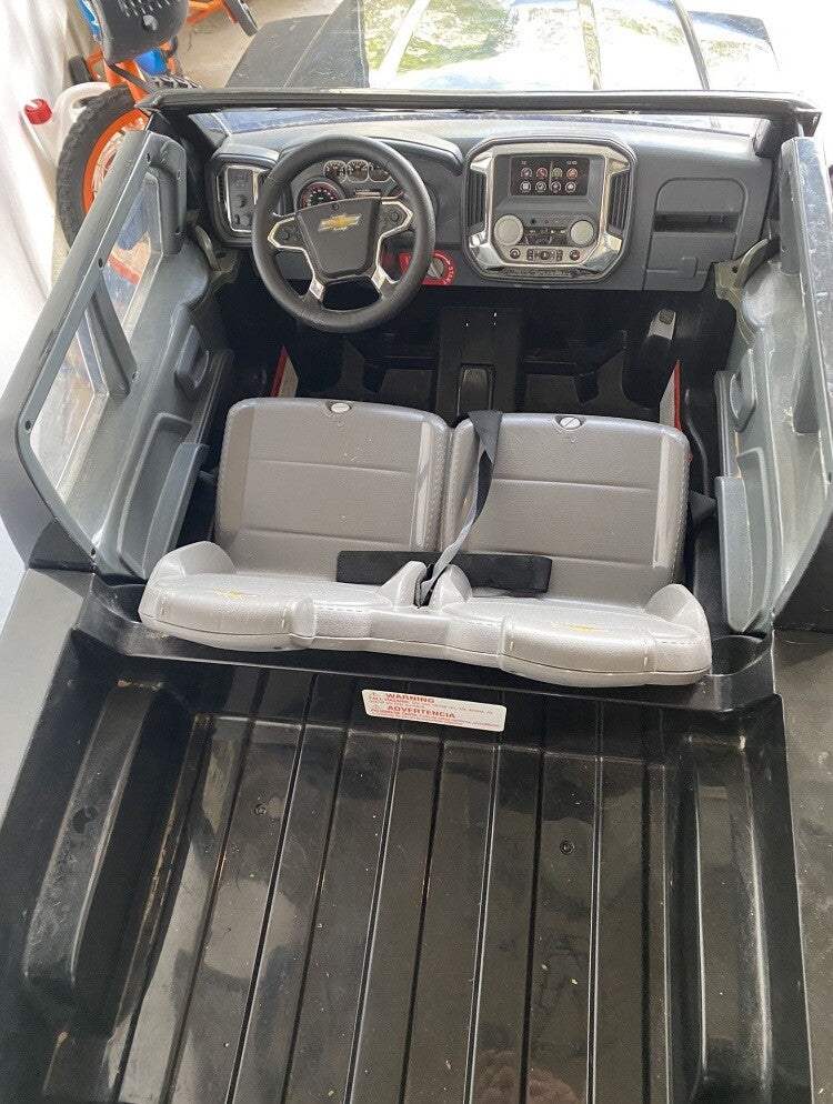 Battery-Powered Toy Truck with Lights and Sounds for Kids Magic Cars 2