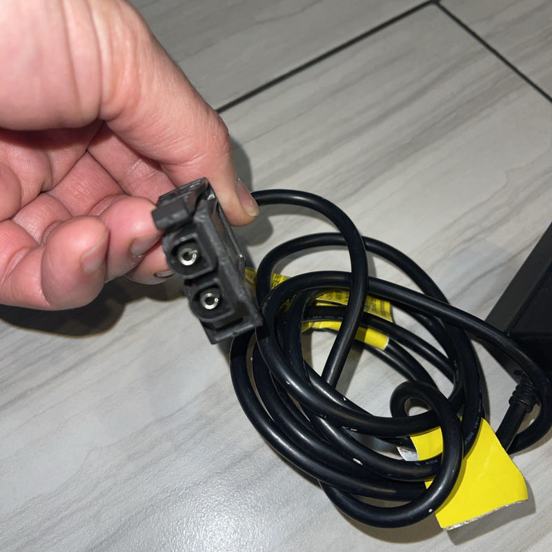 Electronic Kid Trax SL06-04-01 Battery Charger with 7V 0.8A Motion Trends Magic Cars 2