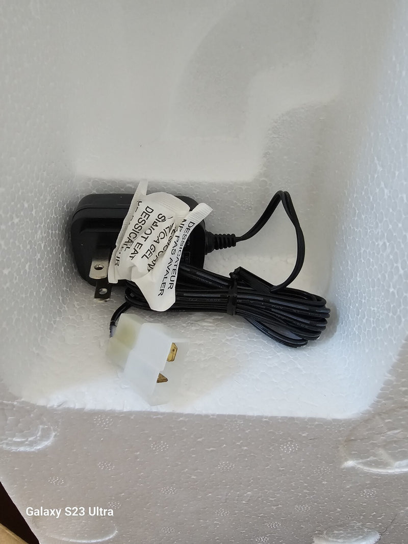 Motorized Schwarz Ride-On Train with LED Lights and 15+ Feet Track Magic Cars 8