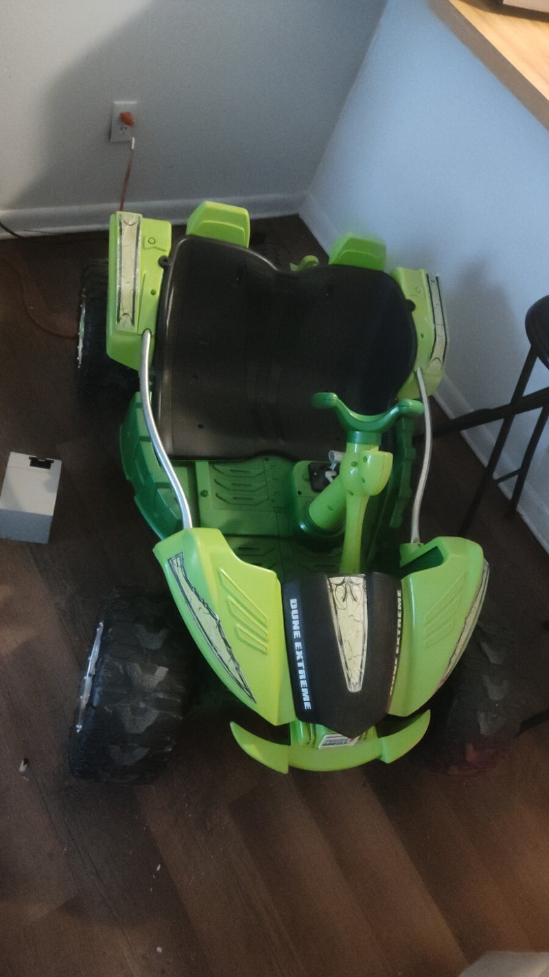 Ride-On Toy Vehicle for Toddlers in Green Magic Cars Variant 0