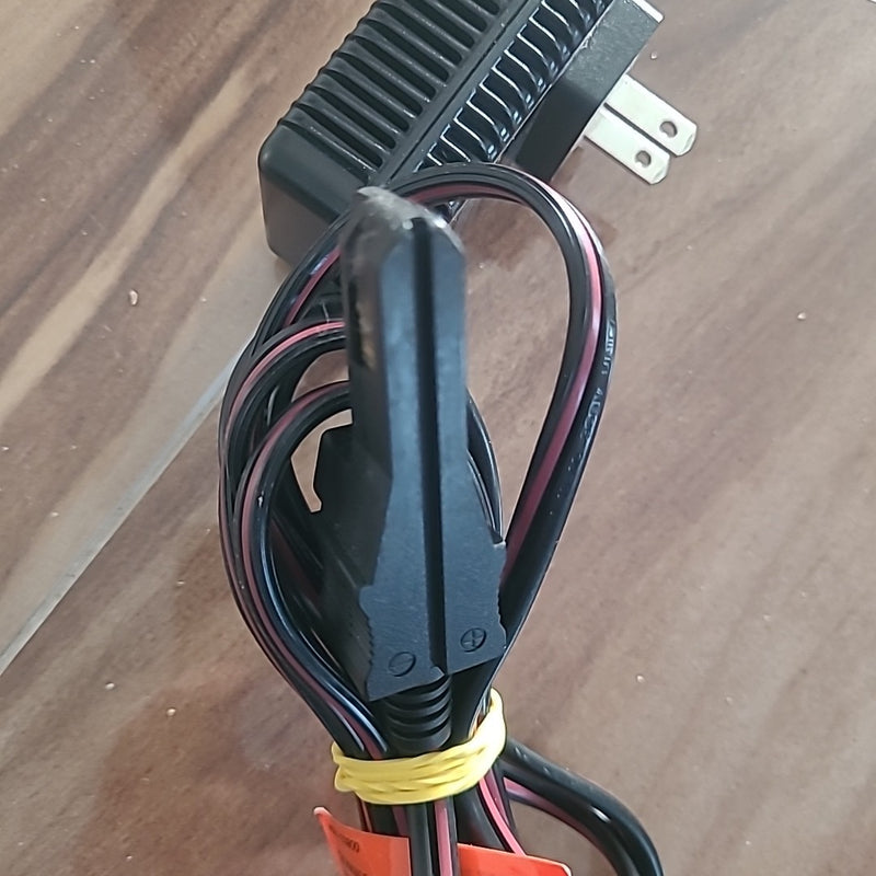 6V Class 2 Power Wheels with Battery and Charger Magic Cars 3