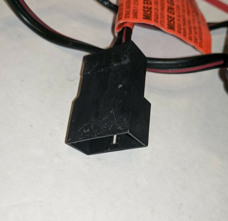 6V Class 2 Battery-Powered Toy Vehicle with Charger and Wheels Magic Cars 2