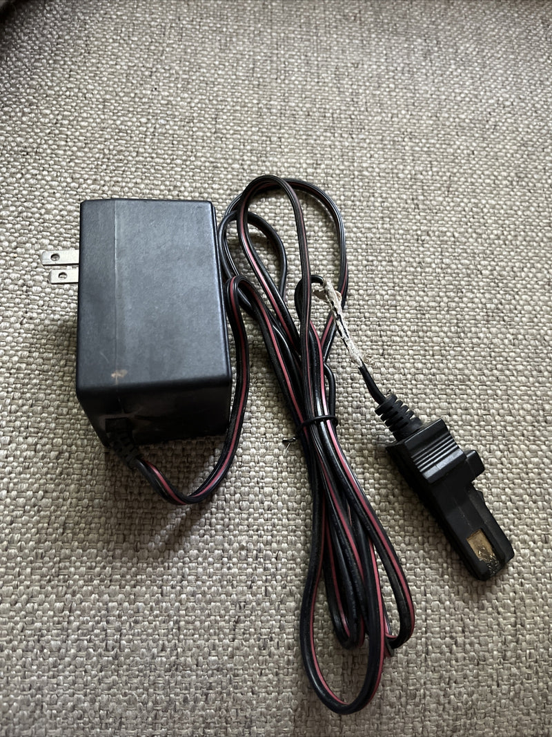 Power Wheel Model C-12150 12 Volt DC Battery Charger Magic Cars 2