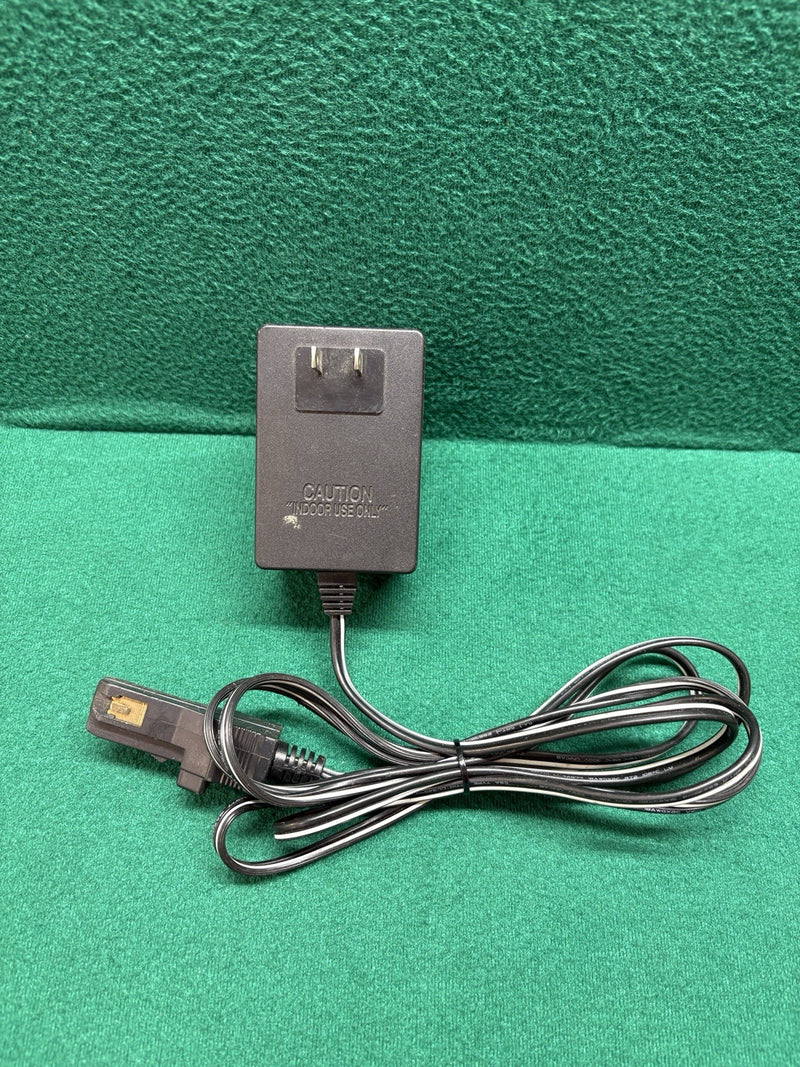 12V Power Wheels Class 2 Model C-12150 with Charger Magic Cars 2