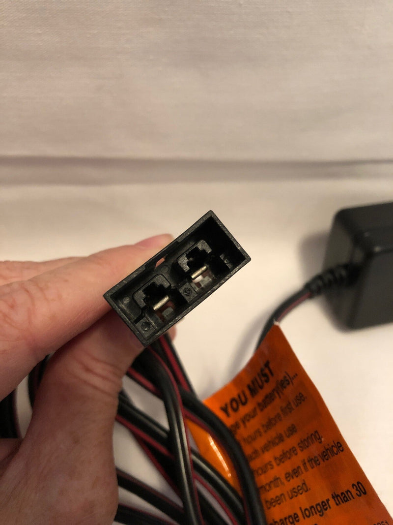 6V Battery-Powered Ride-On Toy Car with AC Charger and Wheels Magic Cars 4