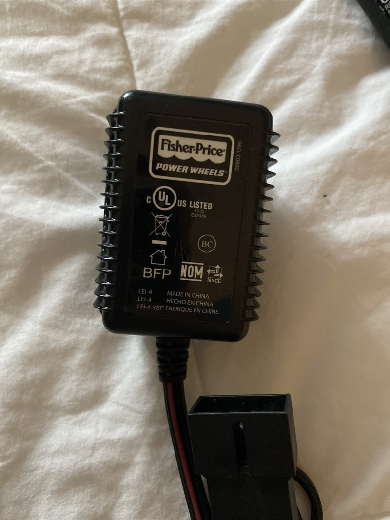 6V Toddler Class 2 Four-Wheeler with Charger and Power Wheels Magic Cars Variant 0