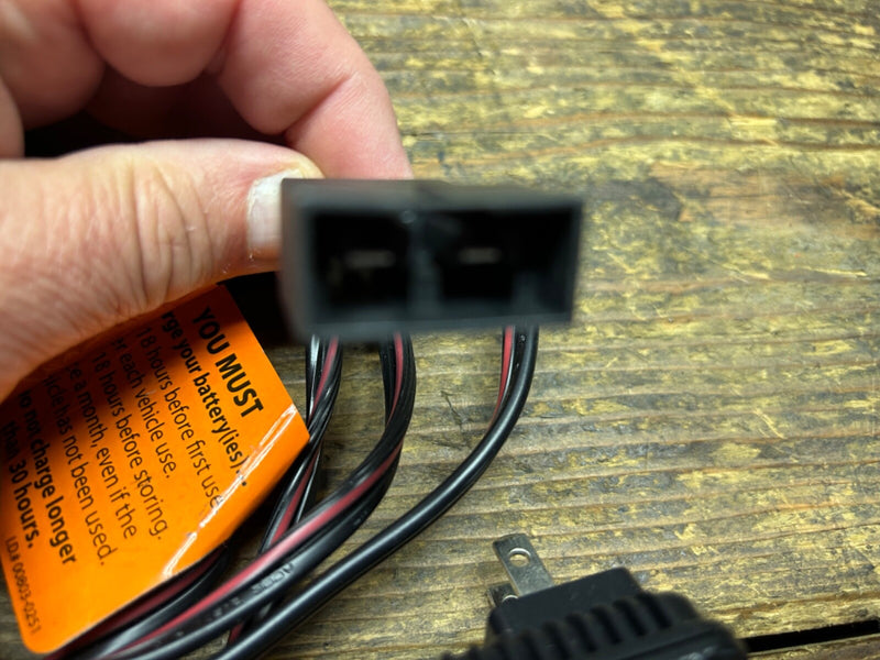 Power Wheel 00801-1781 with Battery, Charger, and AC Adapter Magic Cars 2