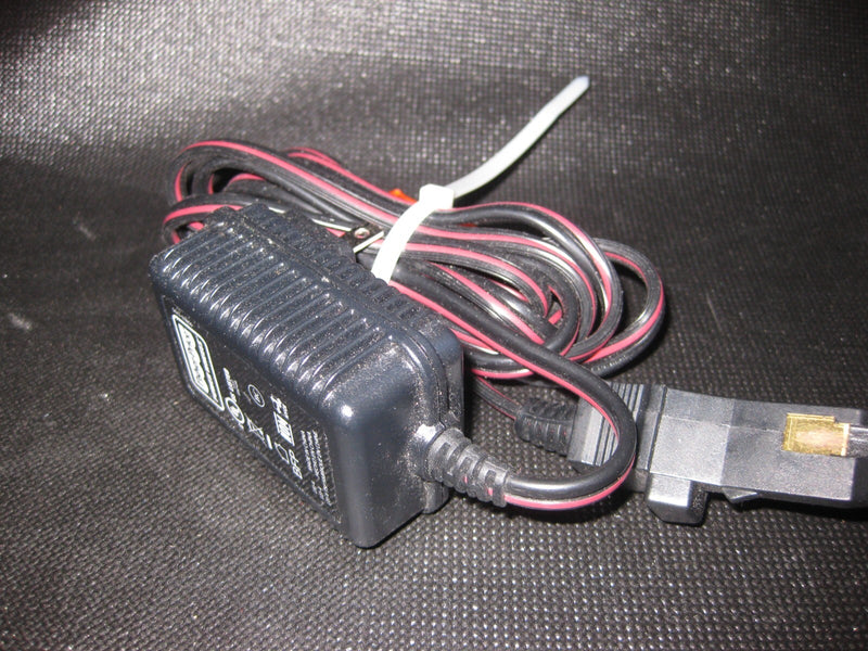 12V Power Wheels Ride-On Toy with Charger Magic Cars 0