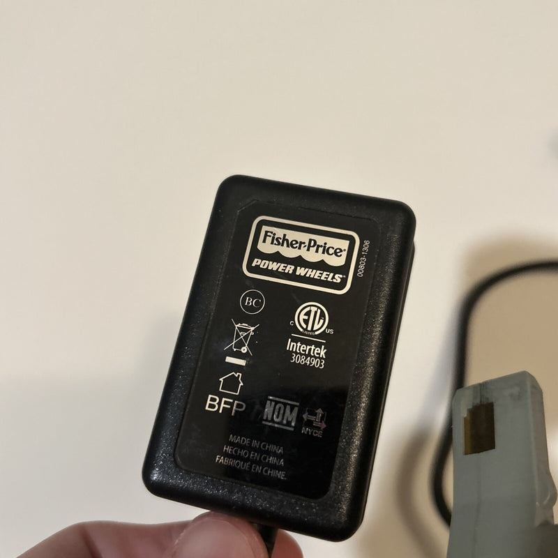 12-Volt Power Wheels with Battery and Charger Model 00803-1306 Magic Cars 3