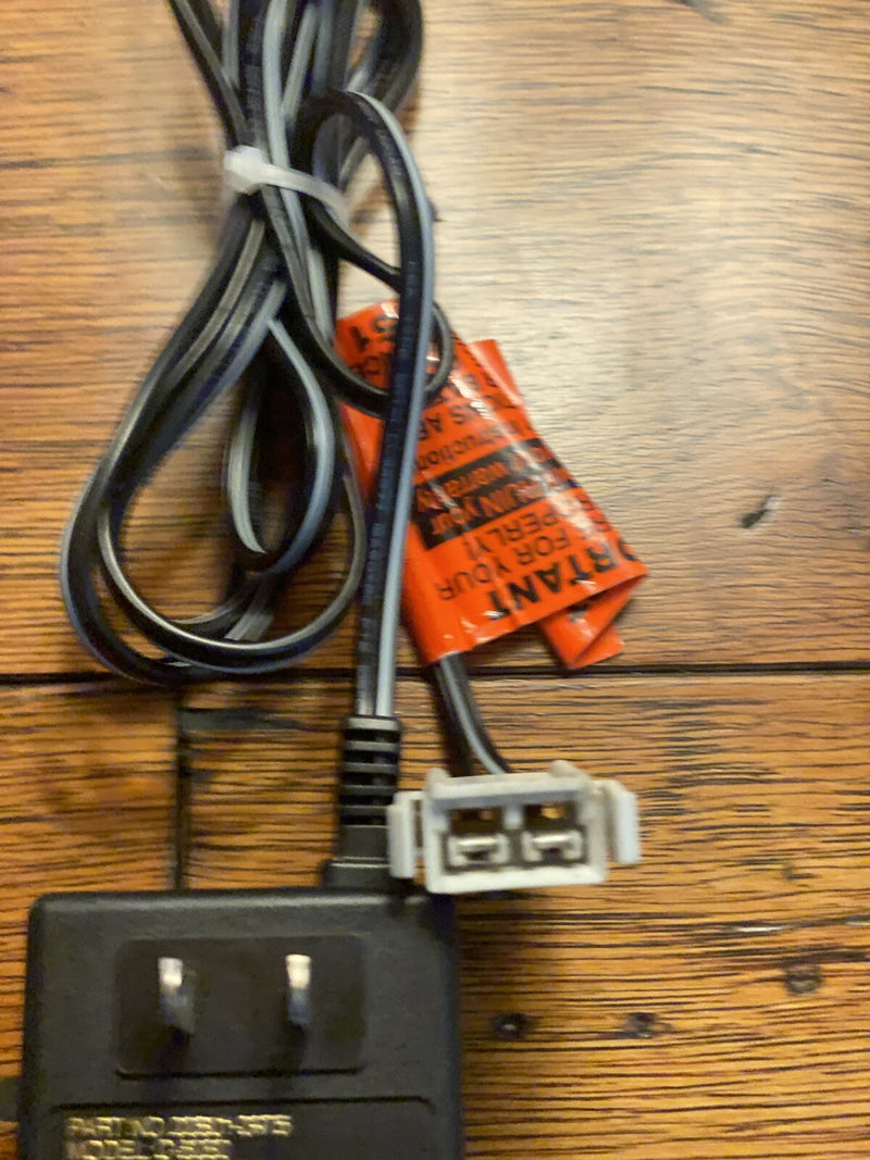 Power Wheels Model C-6080 6-Volt Battery and Charger Set Magic Cars 1