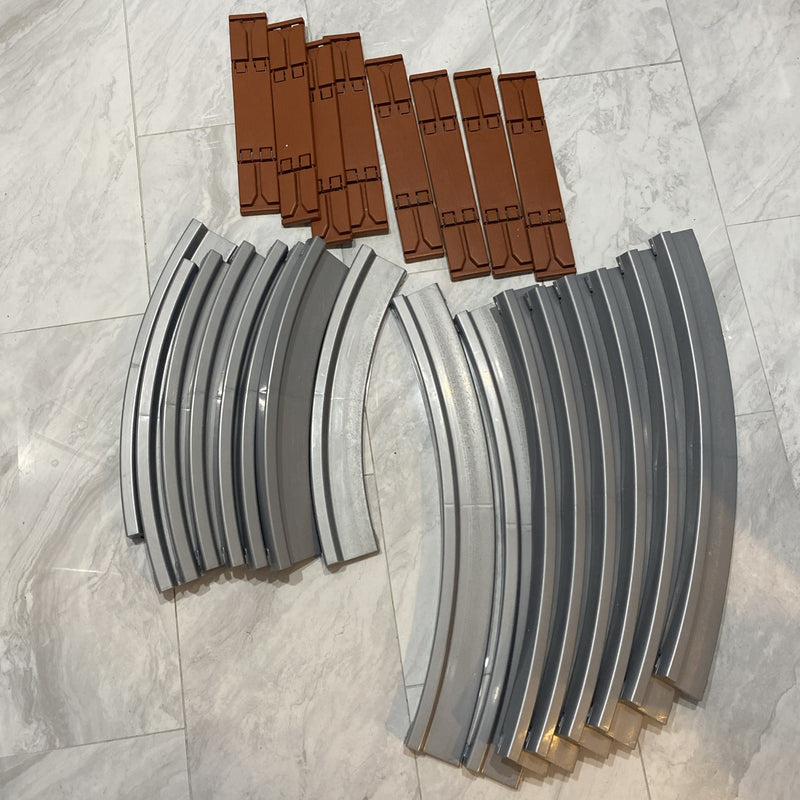 Power Wheels Thomas the Train Replacement Tracks 24-Piece Set BCK92 Magic Cars Variant 0