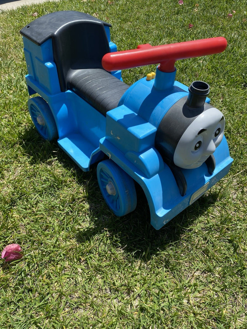 Power Wheels Thomas the Train Ride-On Toy Magic Cars 2