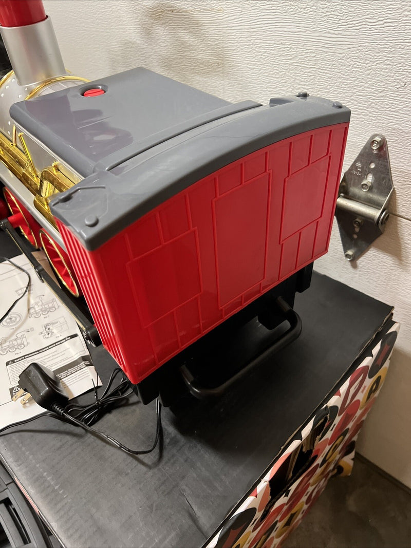 Ride-On Train Set for Ages 3 and Up – Classic Holiday Model 1015709 Magic Cars 10