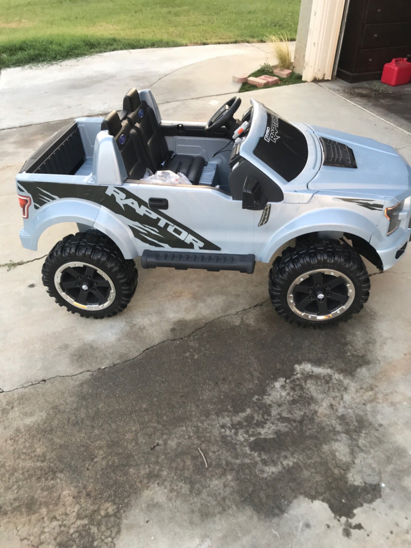 Electric Ford F-150 Raptor Ride-On Toy Vehicle for Kids Magic Cars 4