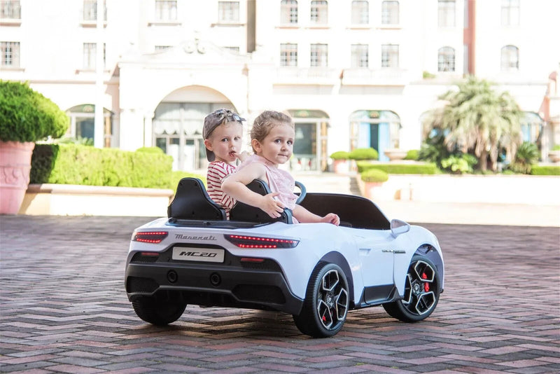 Freddo 4x4 Maserati MC20 2-Seater Kids Ride-On Car with Music Magic Cars 7