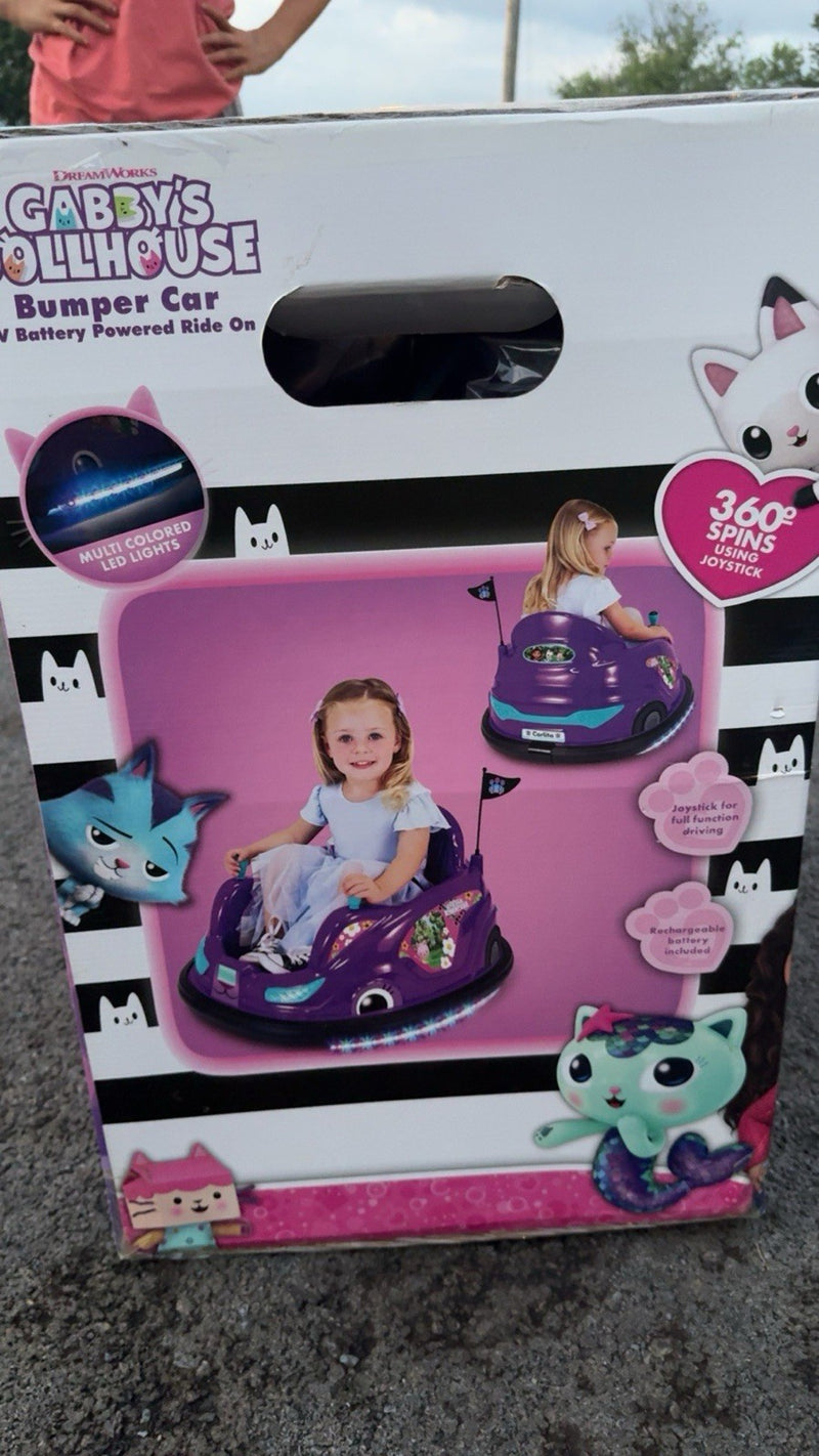 Gabby’s Dollhouse 6V Battery-Powered Electric Ride-On Bumper Car Magic Cars 1