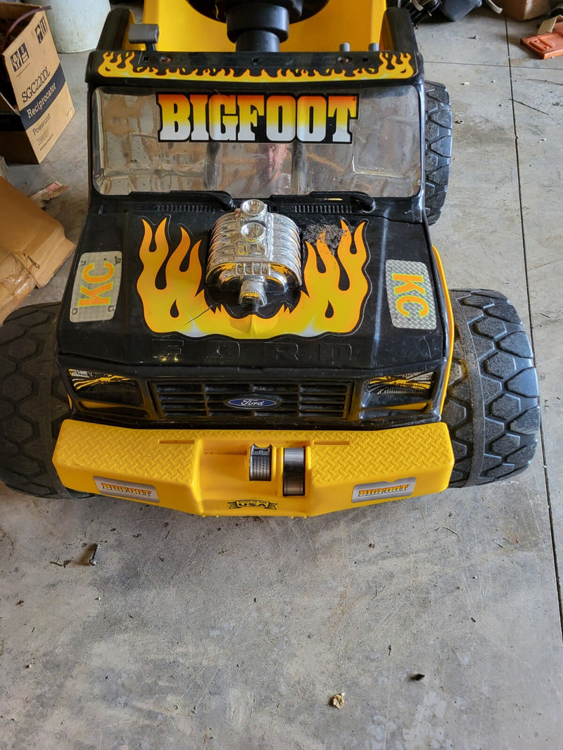 Vintage Style Power Wheels Bigfoot 4x4 Battery-Powered Kids Ride-On Truck Magic Cars 1